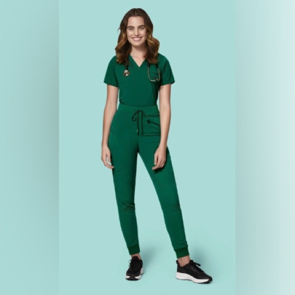 High Waisted Mandala Scrubs - Emerald Green